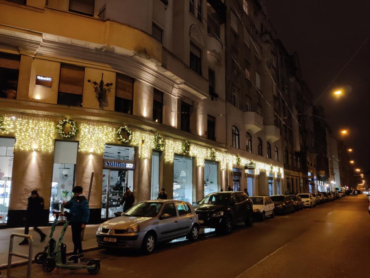 Suzan'S Apartment In The Heart Of Budapest Bagian luar foto